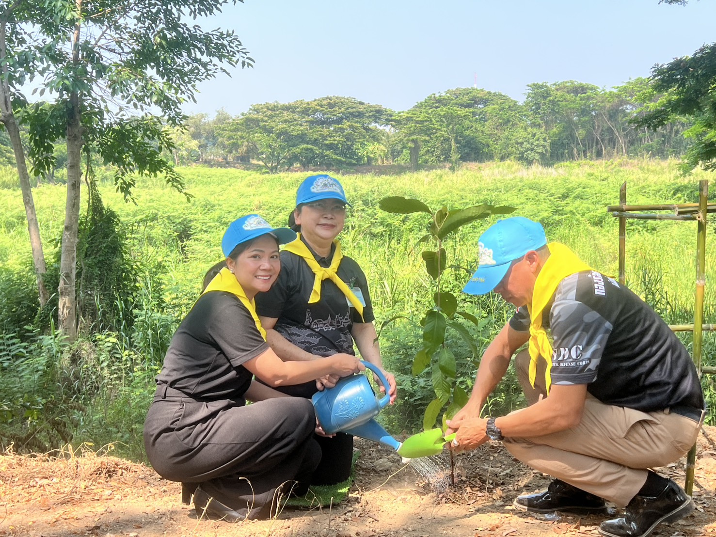 title - ปฏิรูปที่ดินจังหวัดเพชรบุรี ร่วมกิจกรรมจิตอาสาพัฒนา 